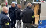 Akcja antyterrorystów w Prudniku. Policjanci zatrzymali mężczyznę podejrzanego o kierowanie grupą przestępczą i handel narkotykami