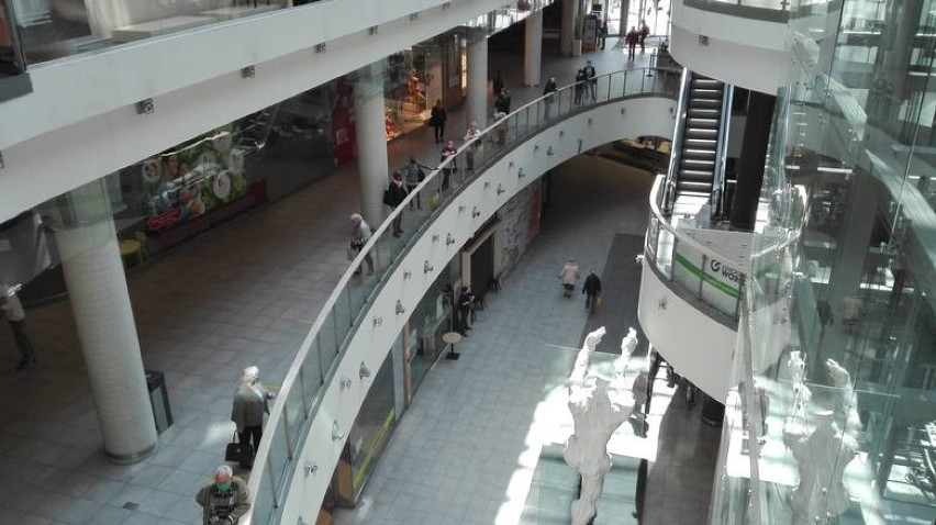 Agora Bytom, Atrium Plejada i M1 - centra handlowe w Bytomiu...