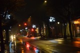 Światełka świąteczne na ulicach Zduńskiej Woli już odpalone (6 grudnia 2022)