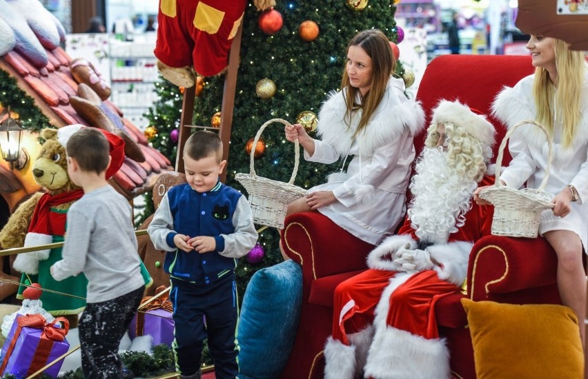 W Centrum Handlowym Rondo znów dzisiaj pojawił się Święty...