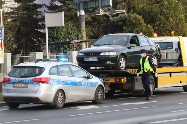 Konfiskata samochodu będzie grozić kierowcy, który wsiądzie do auta na "podwójnym gazie".