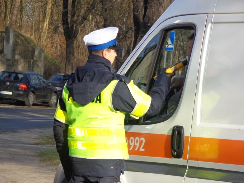 Żagań: Policja skontrolowała 250 kierowców  [ZDJĘCIA]