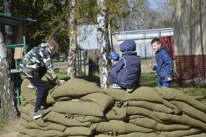 Dzień otwarty w głogowskich koszarach z okazji Święta Saperów [ZDJĘCIA]