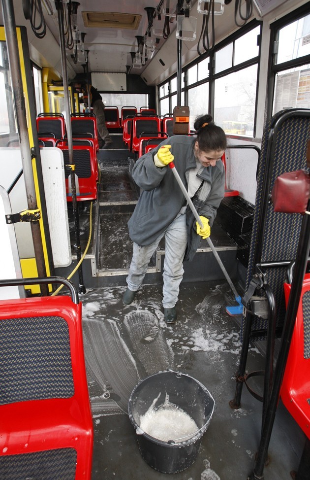 Szorowanie to często jedyny sposób na walkę ze smrodem