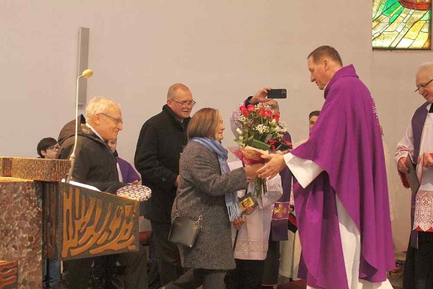 Inowrocław - Ks. Dariusz Macioszek został nowym proboszczem parafii pw. św. Józefa Oblubieńca NMP w Inowrocławiu [zdjęcia]
