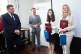 Dwoje uczniów z Podkarpacia w ogólnopolskim finale konkursu genealogicznego. Uroczysta gala w Wilanowie [ZDJĘCIA]