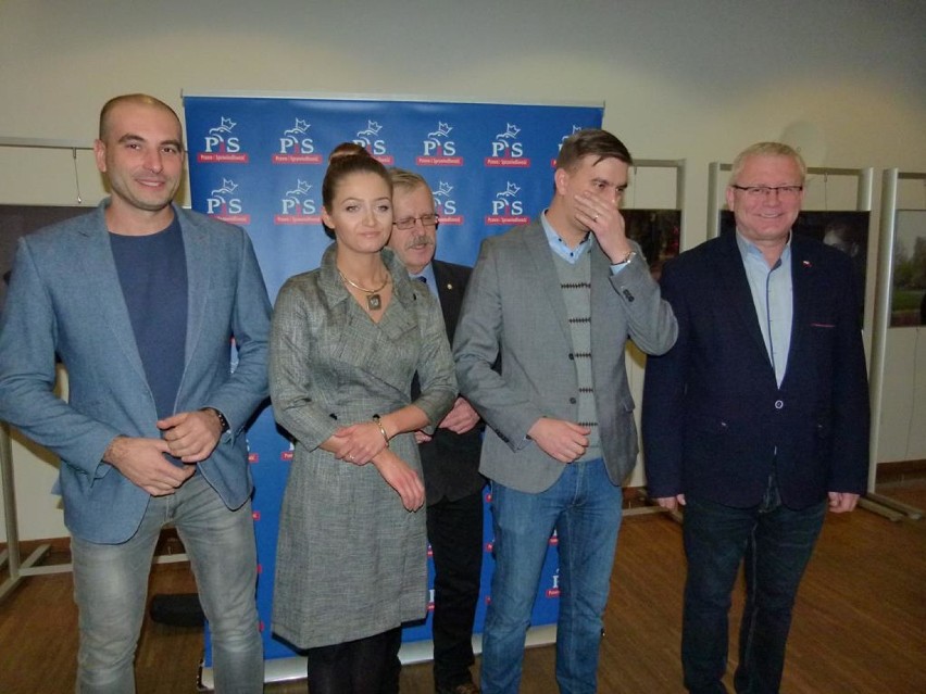 Radni PiS: objęcie mandatu radnej przez Joannę Kucharską było oszustwem wyborczym