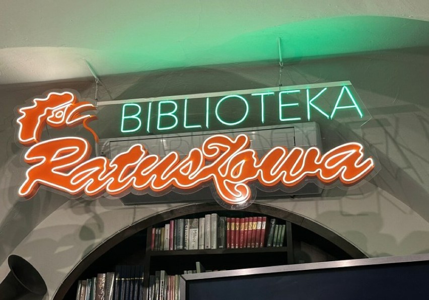 Pogaduchy o książkach wracają. Dyskusyjny Klub Książki w bibliotece Ratuszowa w centrum Leszna
