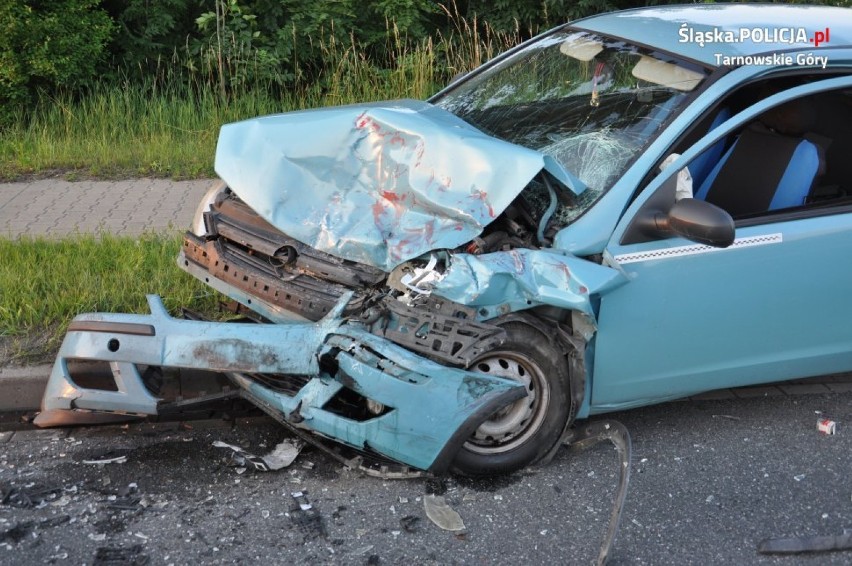 Tarnowskie Góry: Śmiertelny wypadek. Zderzenie czołowe na DK 11