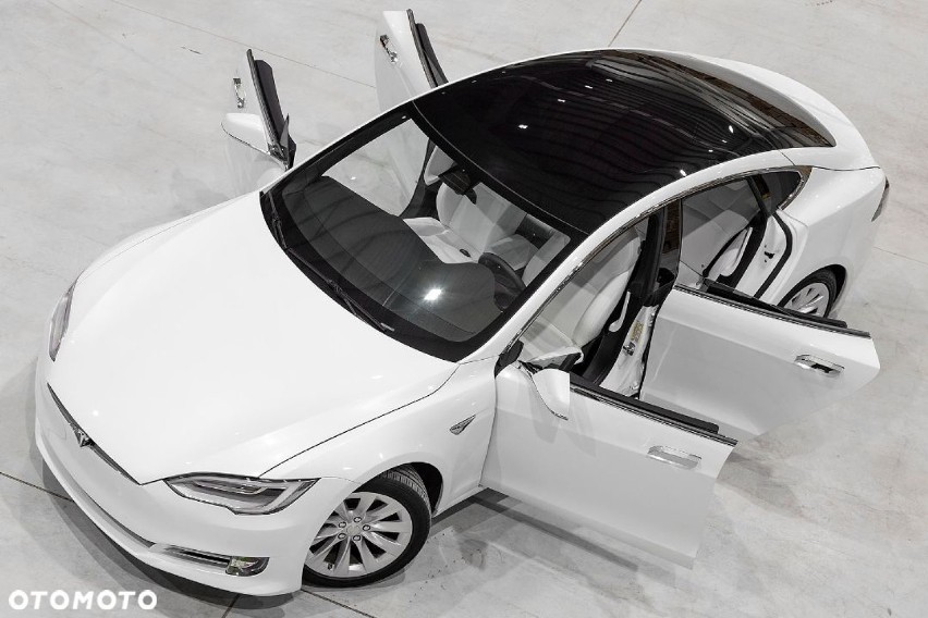 Tesla Model S 100D - 324 000 PLN

Rok produkcji: 2019...