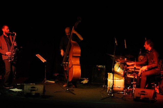 Śrem: koncert Kocin Kociński Trio w Kinoteatrze Słonko, 23 maja 2013 r.