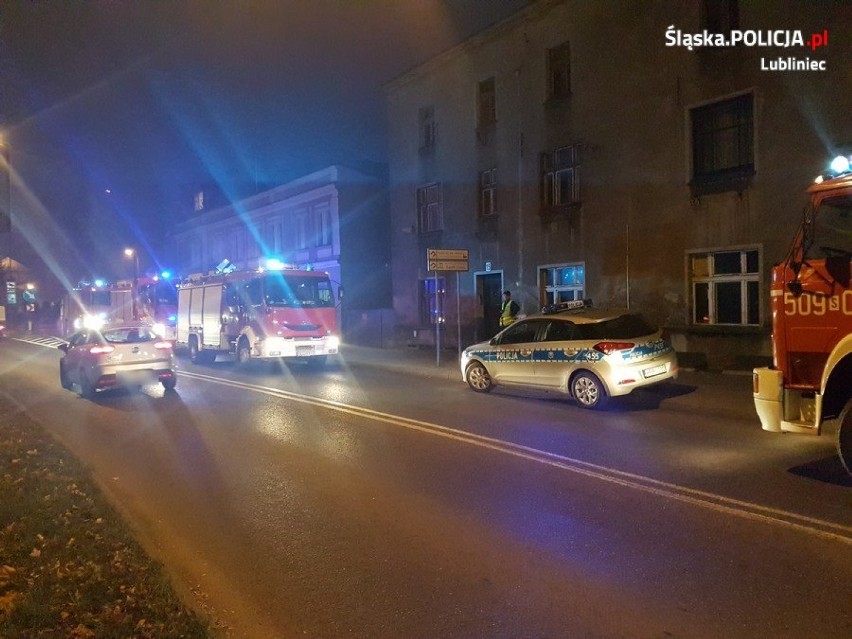 Lubliniec: ewakuacja mieszkańców kamienicy przy ul. Piłsudskiego. Doszło do pożaru sadzy w przewodzie kominowym ZDJĘCIA