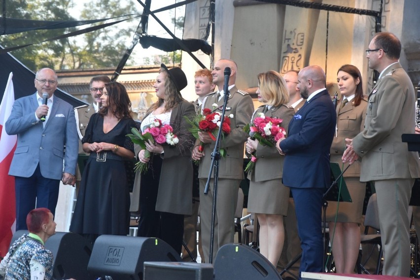 Koncert orkiestry w parku zakończył Konecki Wrzesień (ZDJĘCIA)