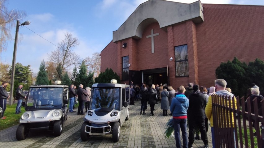 Pogrzeb doktora Mariusza Pingota w Piotrkowie odbył się w czwartek, 05.11.2020