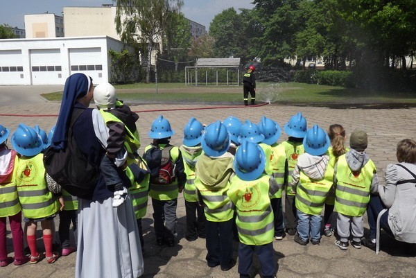 Przedszkole św. Floriana u strażaków