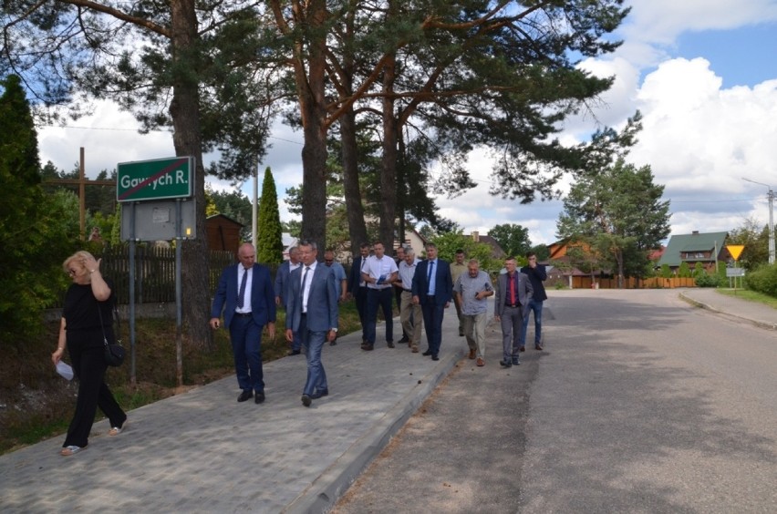 Antysmogowy chodnik powstał w gminie Suwałki. Jedyny w województwie