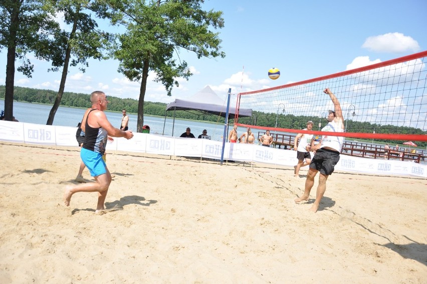 Turniej siatkówki plażowej