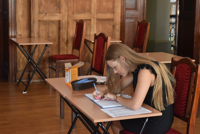 Absolwenci I Liceum im. St. Staszica w Pleszewie poznali wyniki matur i odebrali świadectwa