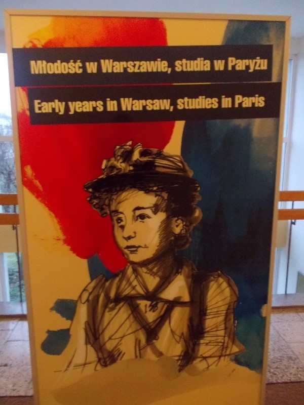 Wystawa o Skłodowskiej-Curie w budynku Politechniki