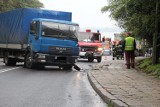 Wypadek we Włocławku. Zderzenie samochodów ciężarowych na tamie
