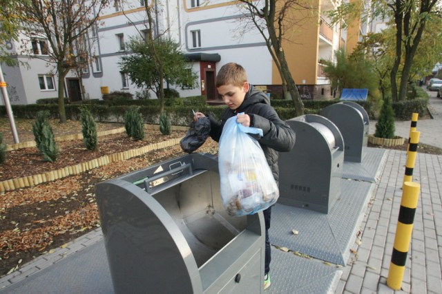 Pierwszy podziemny śmietnik w Legnicy