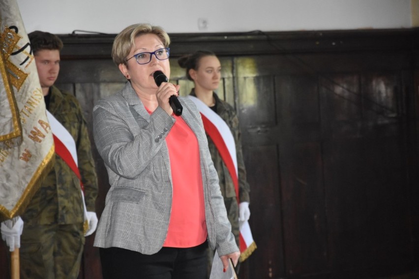 Absolwenci Zespołu Szkół nr 2 w Wągrowcu odebrali świadectwa ukończenia szkoły 