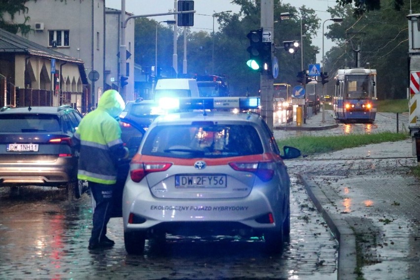 Nad Wrocław nadciąga burza z gradem 8.09.2022