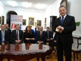 Wybory Radomsko 2014: Radni PO i RdR popierają Jarosława Ferenca w wyborach na prezydenta 