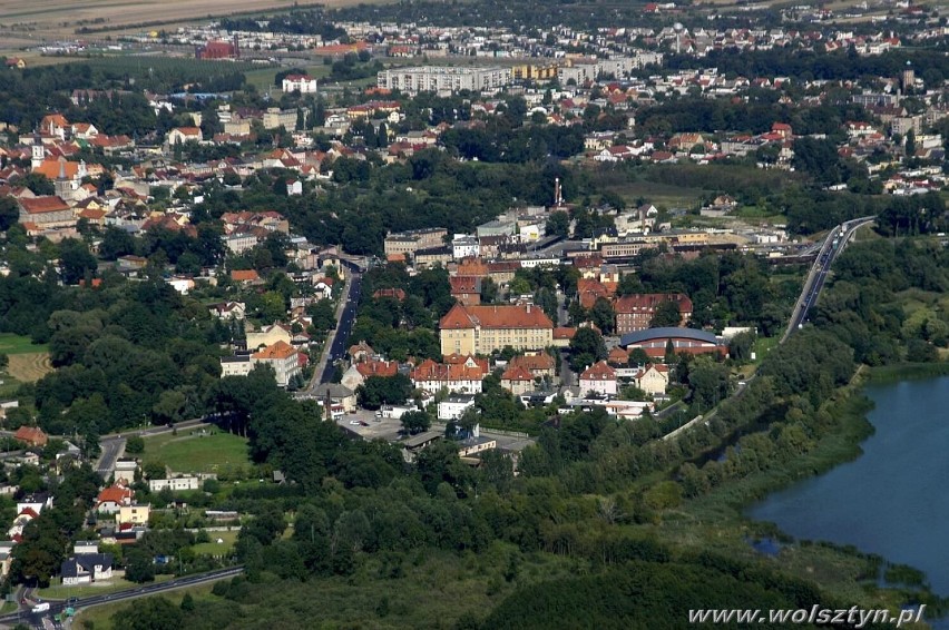 Wolsztyn - zdjęcia z lotu ptaka z 2005 roku ZOBACZ GALERIĘ