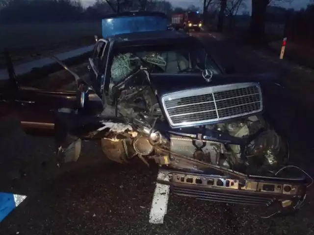 Mielżyn: wypadek drogowy po poślizgu na jezdni