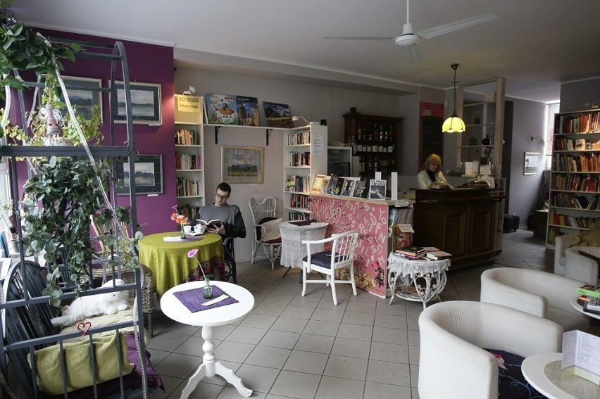 Wrzeszcz: Cafe Fikcja najpiękniejszą księgarnią w Polsce?