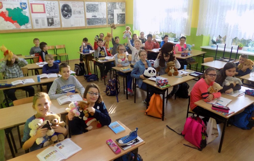 Pluszowy dzień w Szkole Podstawowej nr 9 w Malborku