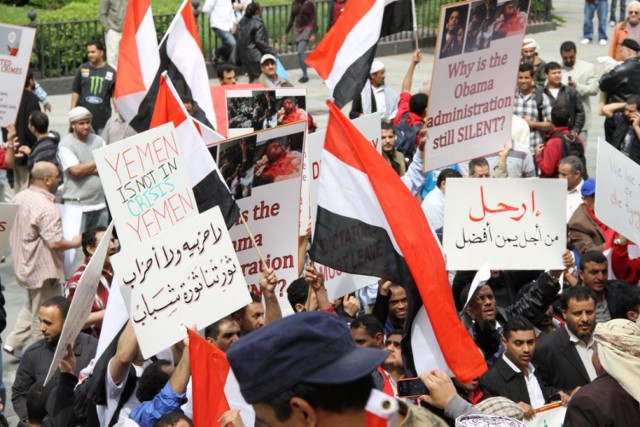 Demonstracja poparcia dla jemeńskich demonstrantów w Nowym Jorku (http://www.flickr.com/photos/andrepierre/5717186240/in/photostream/)