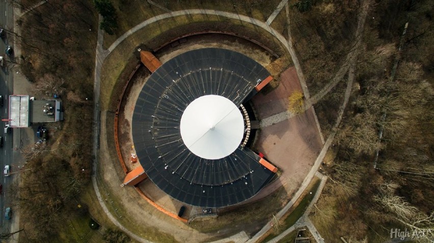 Warszawa dron. Jak wygląda Warszawa z drona?