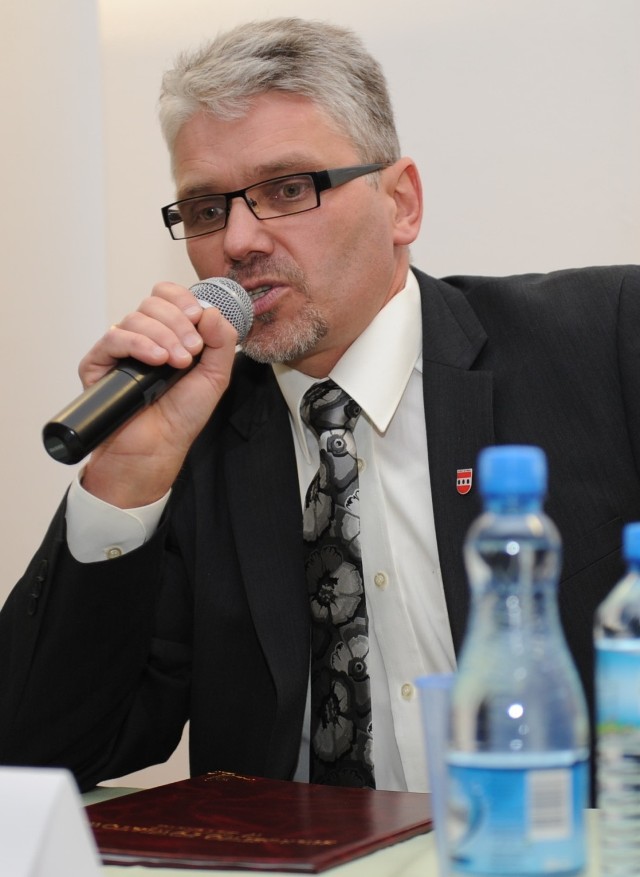 Piotr Stec jest inicjatorem budowy pomnika marszałka Józefa Piłsudskiego w Sztumie