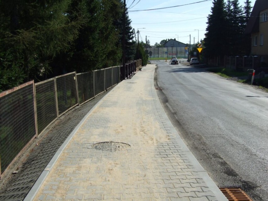Budowa chodnika w Brzozówce (etapy II i III)...