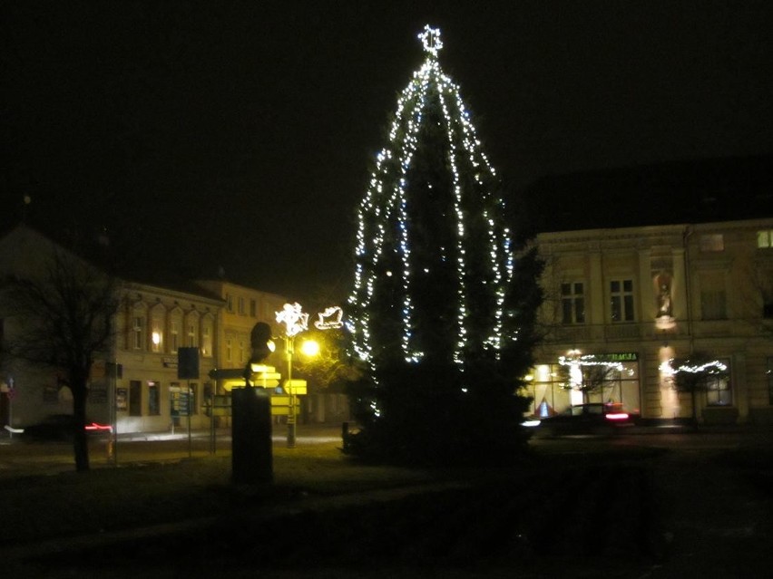 Nowy Tomyś. Świąteczne oświetlenie miasta [FOTO]