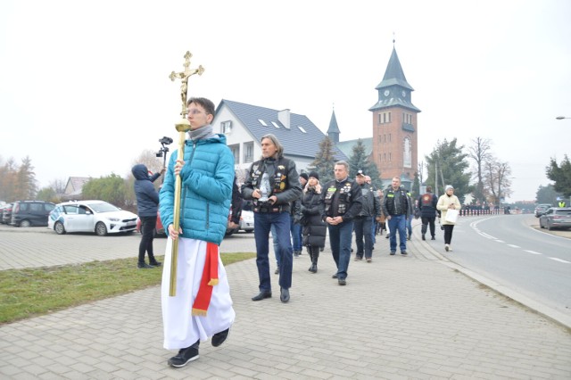 W Zabawie przy pomniku „Przejście" uczczono pamięć Ofiar Wypadków Drogowych, 20.11.2022