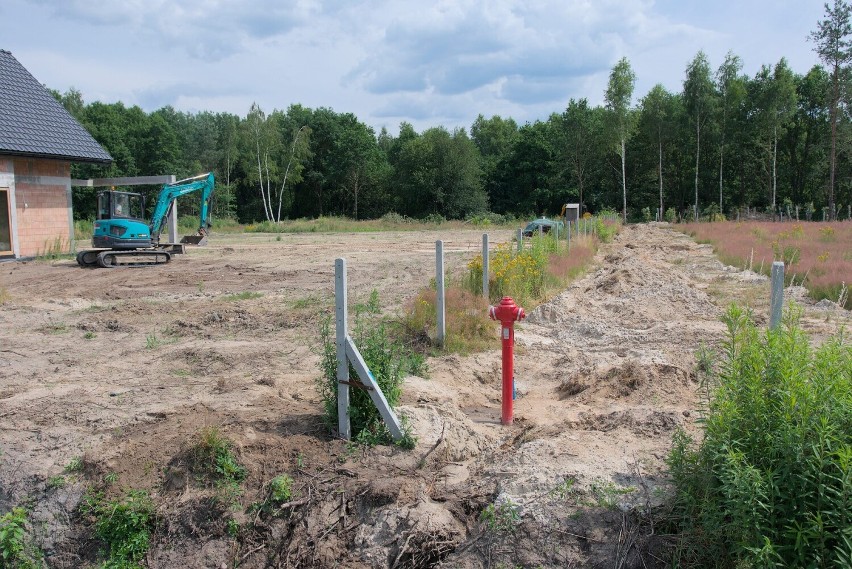 Trwa rozbudowa wodociągu w gm. Borzęcin, w tym roku powstało już blisko 1,4 km nowej sieci