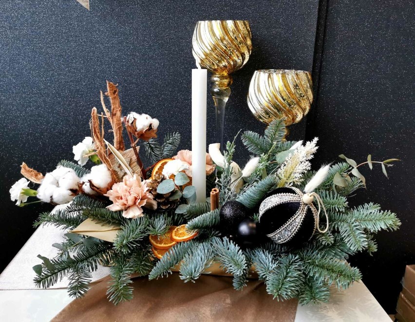 Piękne świąteczne ozdoby dostępne w Kwiaciarni Kompozycja w Wieluniu