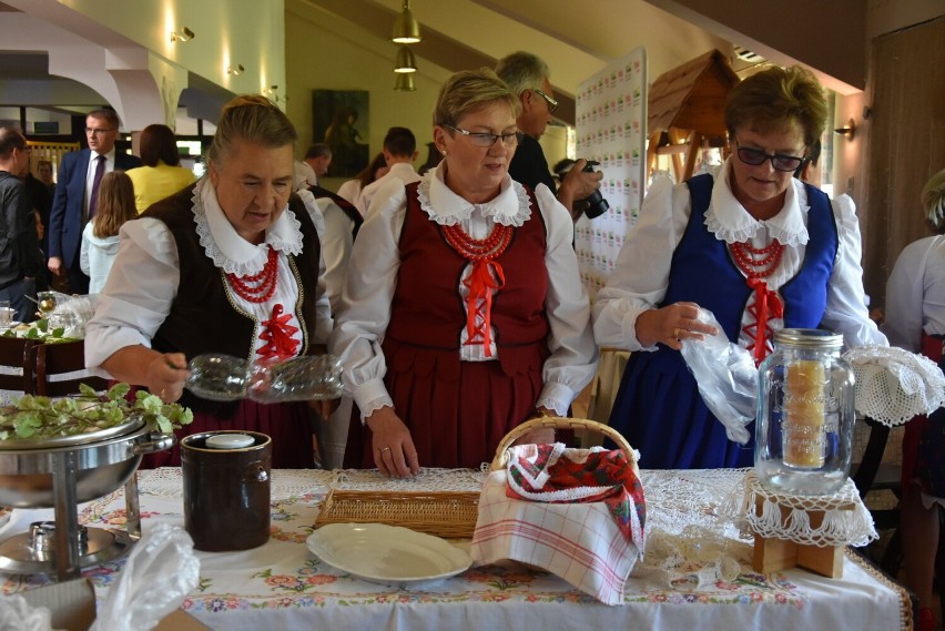 Trwają powiatowe półfinały VIII edycji konkursu kulinarnego...