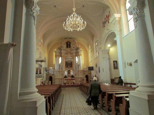 Kościół św. Floriana w Chodzieży: Zakończył się pierwszy etap renowacji bocznych ołtarzy