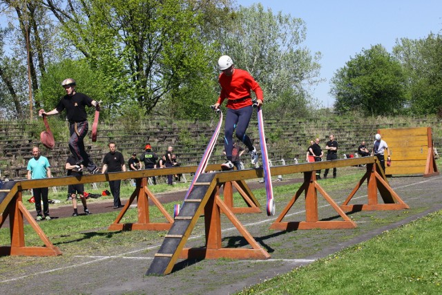 Ok. 100 strażaków wzięło udział w Mistrzostwach w Sporcie Pożarniczym w Łodzi. Zawody odbyły się w dniach 5-6 maja 2016 r.