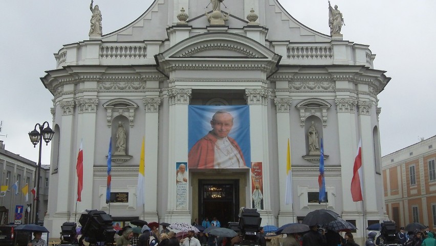 Beatyfikacja Jana Pawła II: premier odwiedził Wadowice [ZDJĘCIA, VIDEO]
