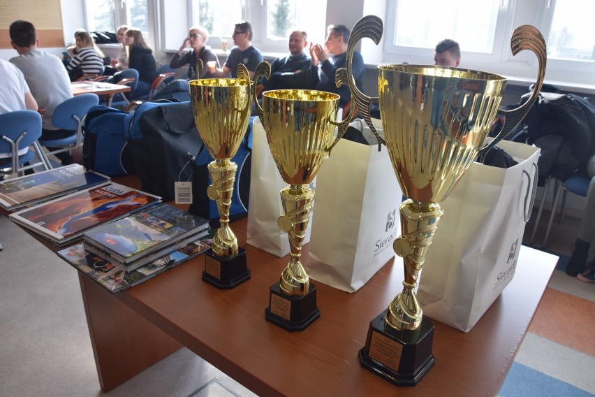 Turniej Wiedzy Pożarniczej 2019. Eliminacje miejskie przeprowadzono w Sieradzu (fot)