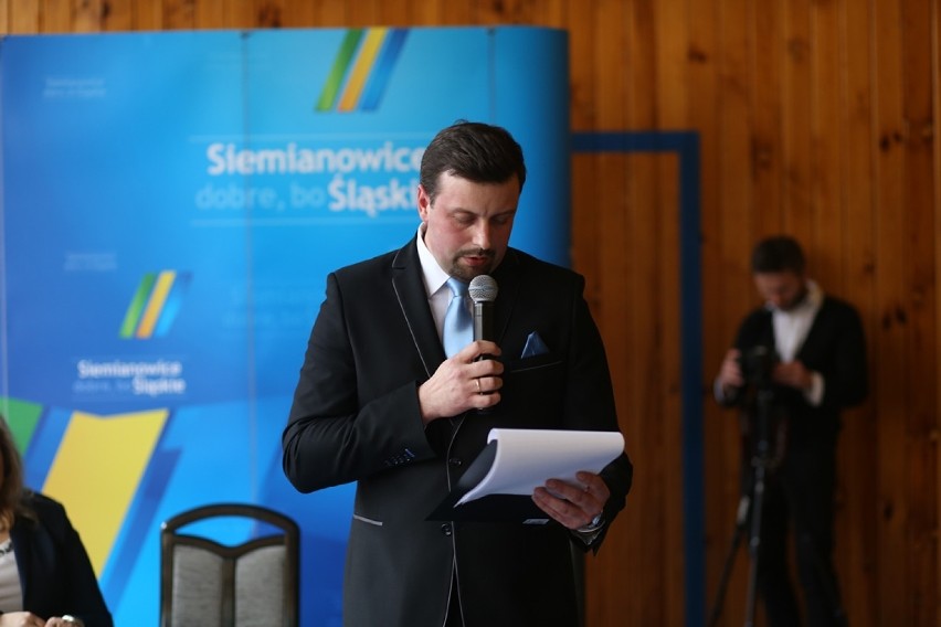 Władze Siemianowic: Prezydent spotkał się z mieszkańcami....