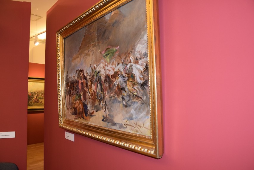 W Muzeum Okręgowym w Suwałkach można oglądać dzieła Juliusza i Wojciecha Kossaków [ZDJECIA]