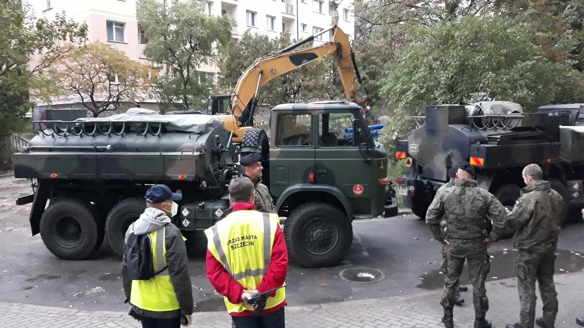 Ewakuacja mieszkańców z ul. Jodłowej w Szczecinie. Akcja saperów 