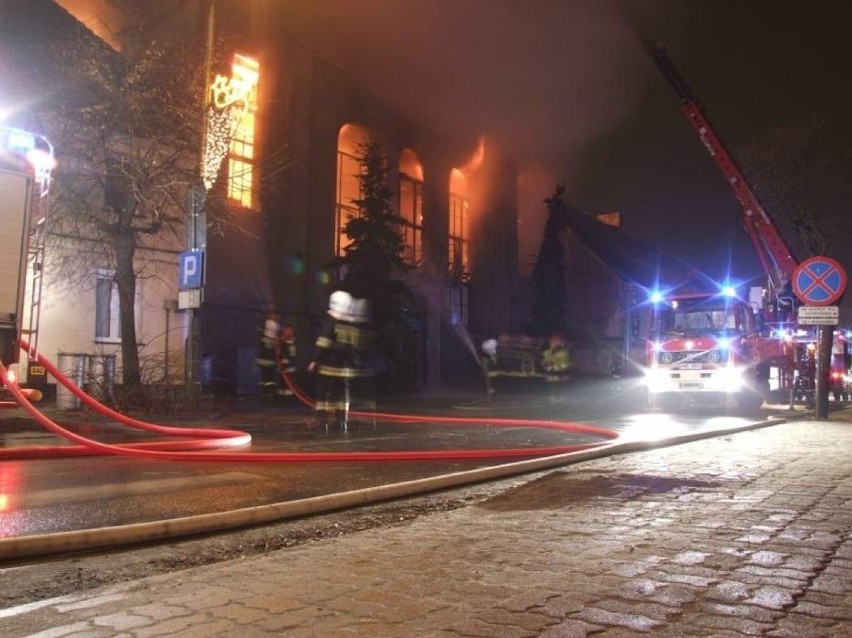 W 2000 roku synagogę odzyskała poznańska gmina żydowska....