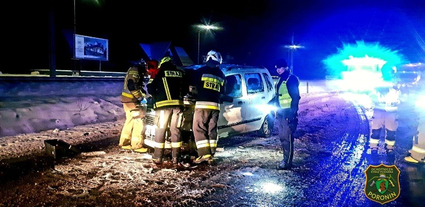 Nocne zderzenie dwóch samochodów w Poroninie